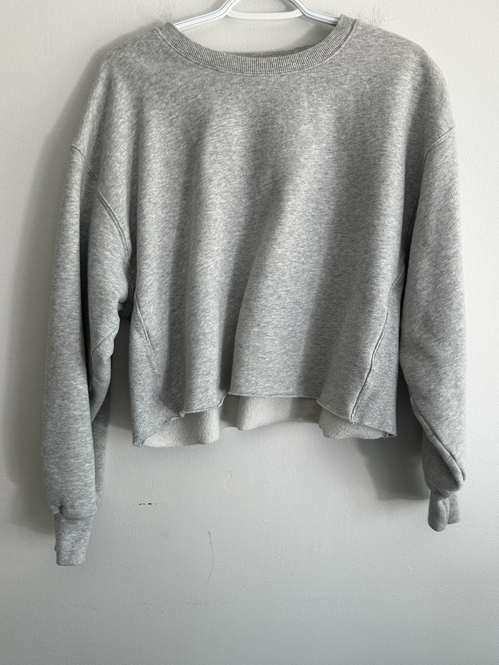 TNA Light Gray Cropped Crew‎ Sweatshirt Size 1